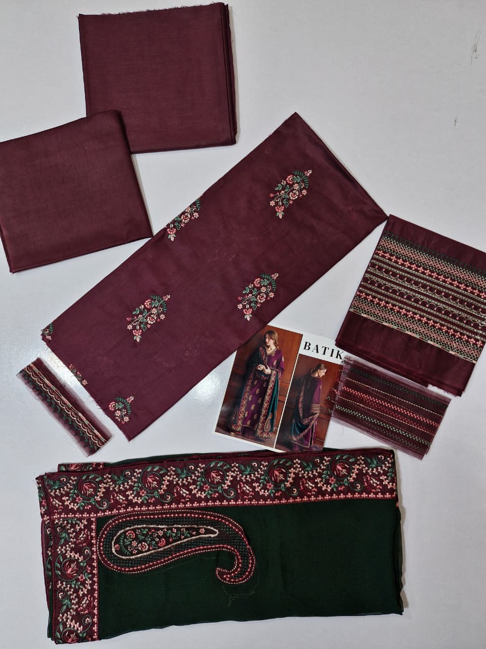 Zaib Luxury Lawn Batik 47 – Heavy Sequence Embroidered Lawn Suit with Chiffon Dupatta | Royal Boutique Pakistan