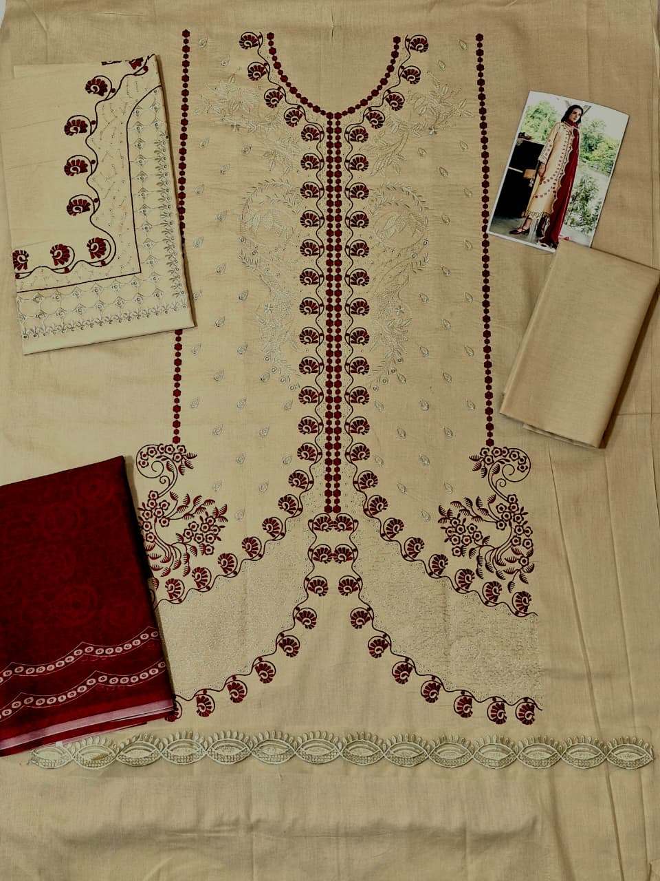 Elegant Beige Embroidered Lawn Suit with Maroon Chiffon Dupatta – Premium Pakistani Designer Collection